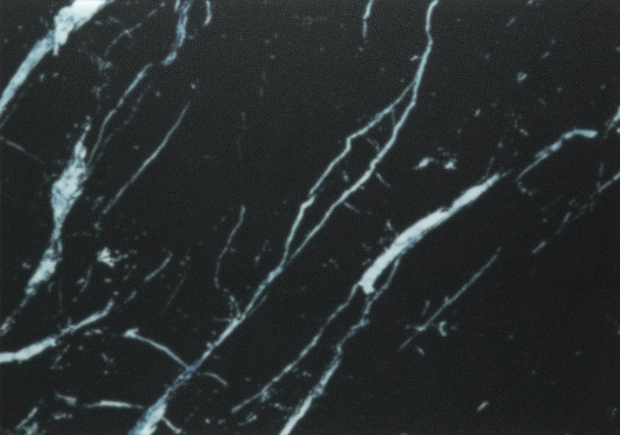 Alisma Tavolino in marmo nero con gambe cromate dorate Ø80 cm - Image 4