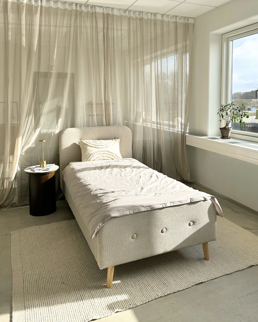 Letto cristiano Premium in beige 90x200 cm con doghe e materassi inclusi - Image 2