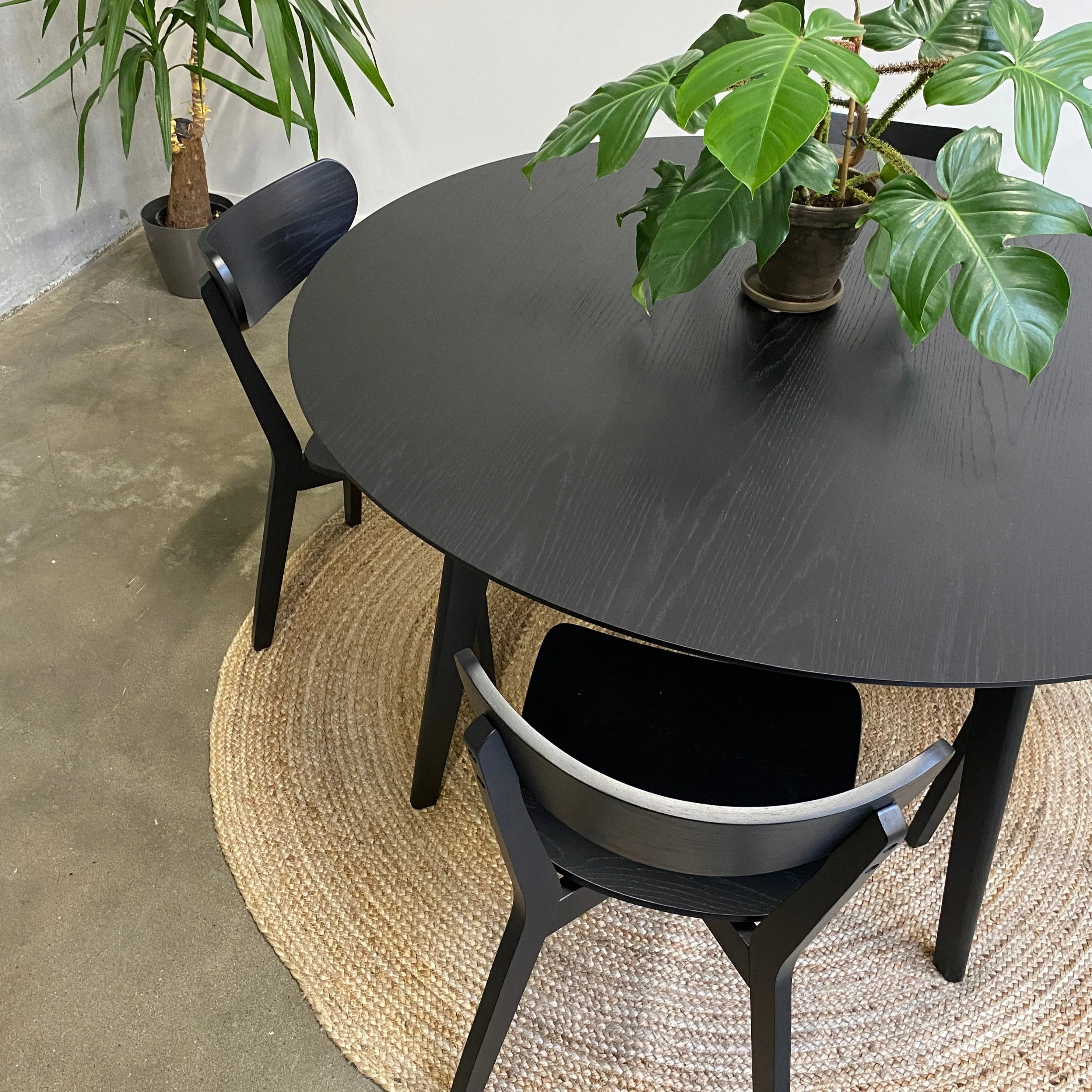 Rickie - tavolo da pranzo in nero Ø140 cm - Image 2